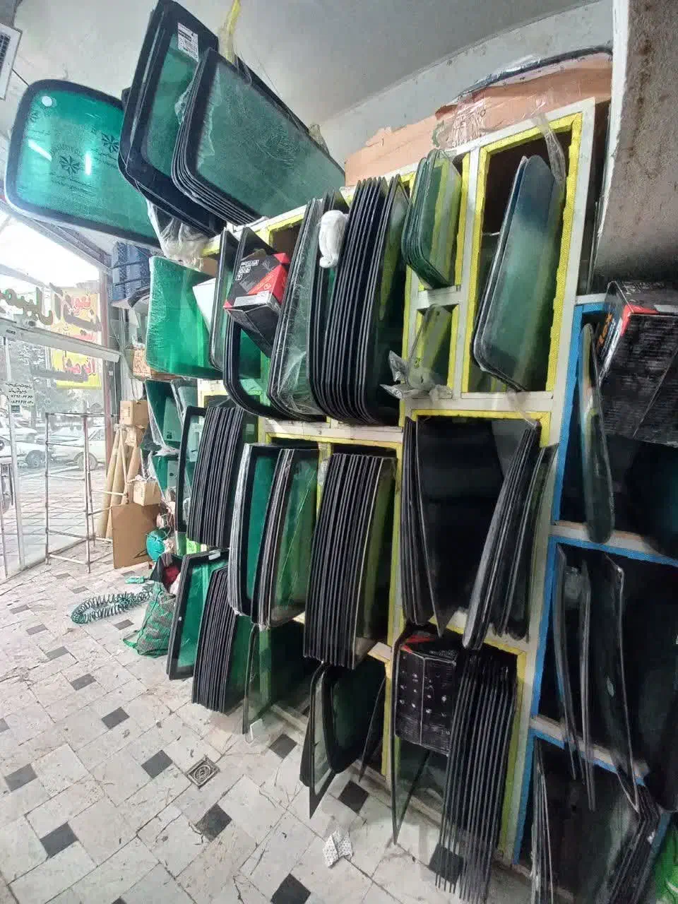 شیشه اتومبیل|خدمات موتور و ماشین|قم, کلهری|دیوار