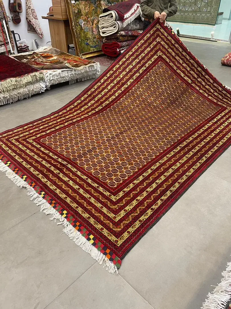 فرش دستباف (بساک)چقدر زیبا و دلنواز تمام کرک|فرش|مشکین‌دشت, |دیوار