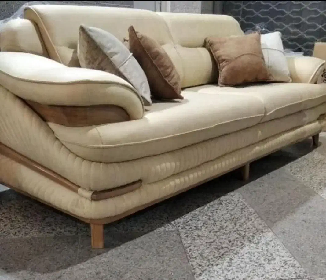 مبل فلورانس گالری مبل ایران بیشترین تنوع مبلمان|مبلمان خانگی و میز عسلی|اهواز, گلستان|دیوار