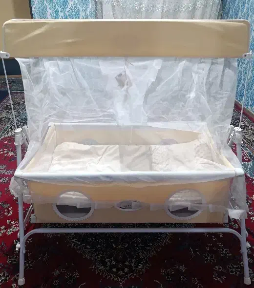 گهواره میلاد|تخت و صندلی بچه|شیراز, شهرک مهدی‌آباد|دیوار