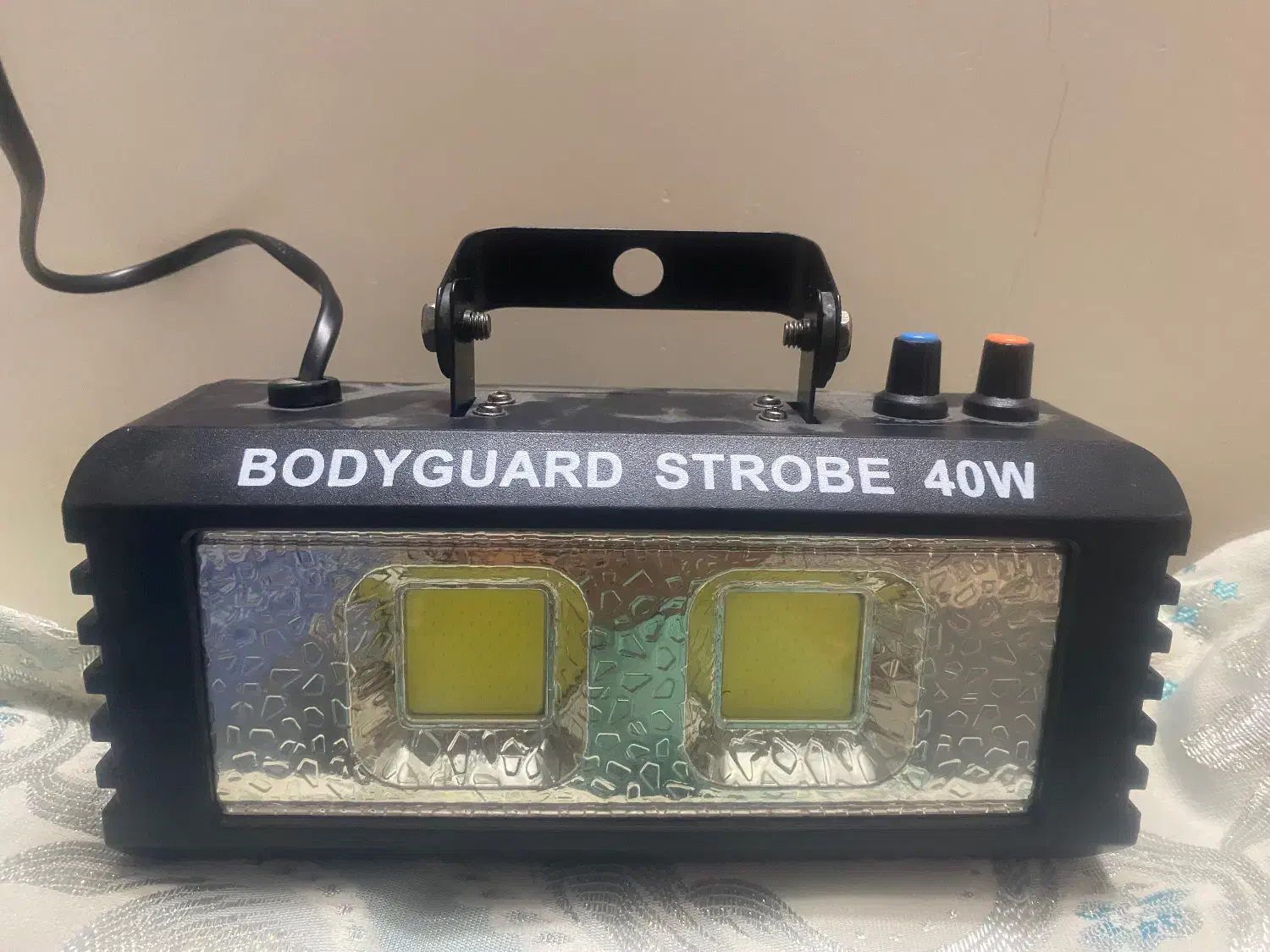 فلاشر 40 وات w سفید تک رنگ|ریسه و چراغ تزئینی|پاکدشت, پاکدشت (مامازند)|دیوار