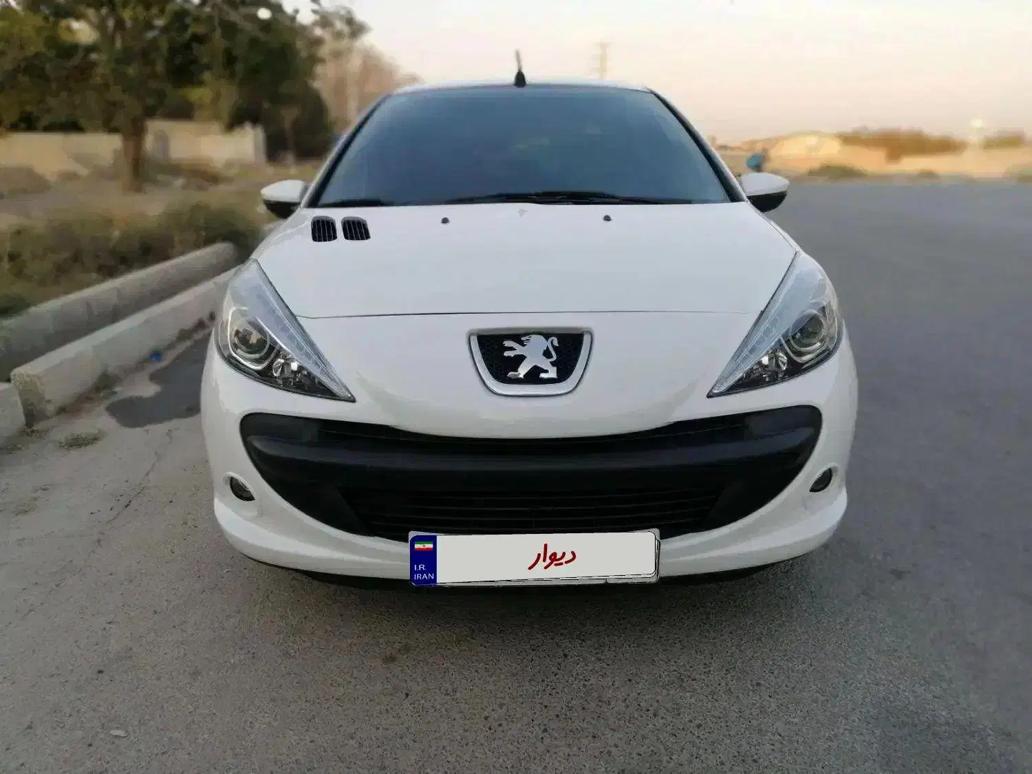 پژو 207 مدل 1402|خودرو سواری و وانت|تهران, شهرک چیتگر|دیوار