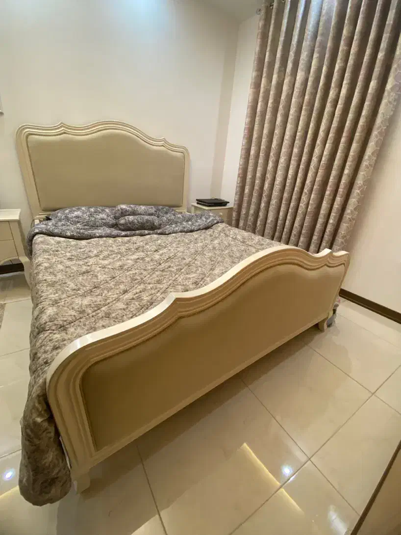 سرویس کامل تخت خواب در حدنو|تخت و سرویس خواب|رشت, یخسازی|دیوار