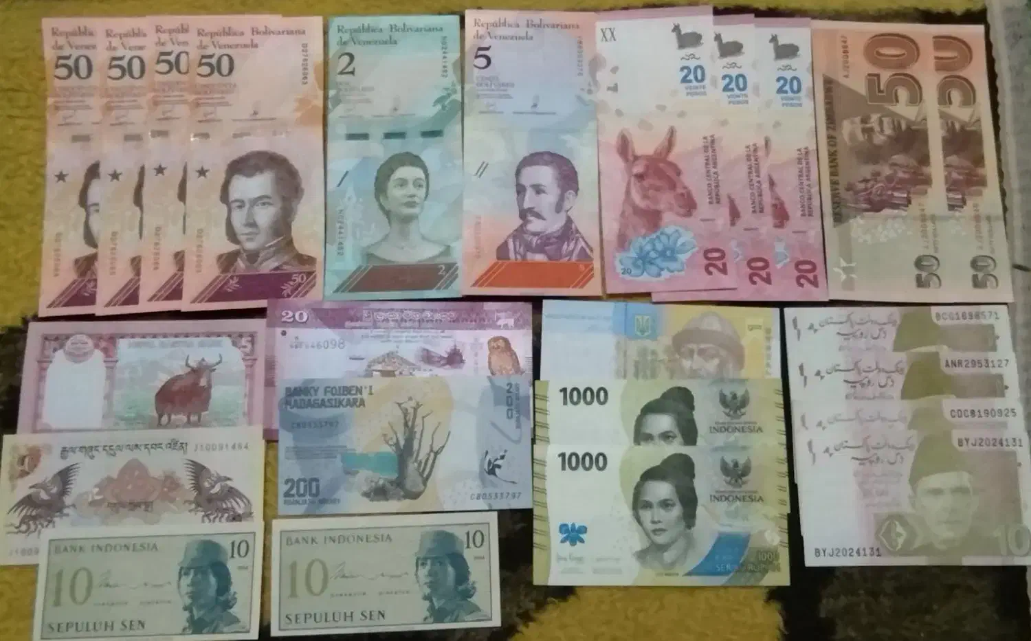 اسکناس نو|کلکسیون سکه، تمبر، اسکناس|ملارد, |دیوار