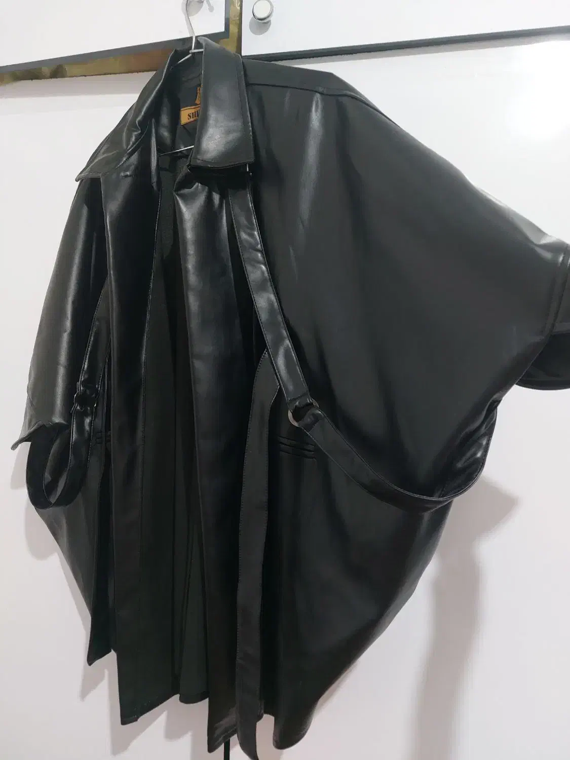 پانچ چرم|لباس|فولادشهر, مسکن مهر فولادشهر|دیوار