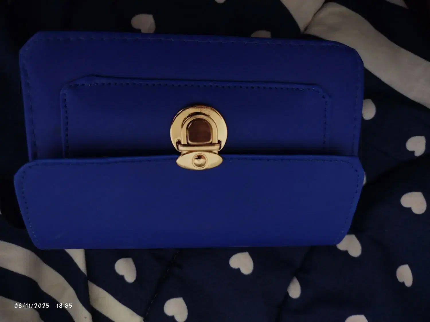 ابی|کیف، کفش، کمربند|یاسوج, |دیوار