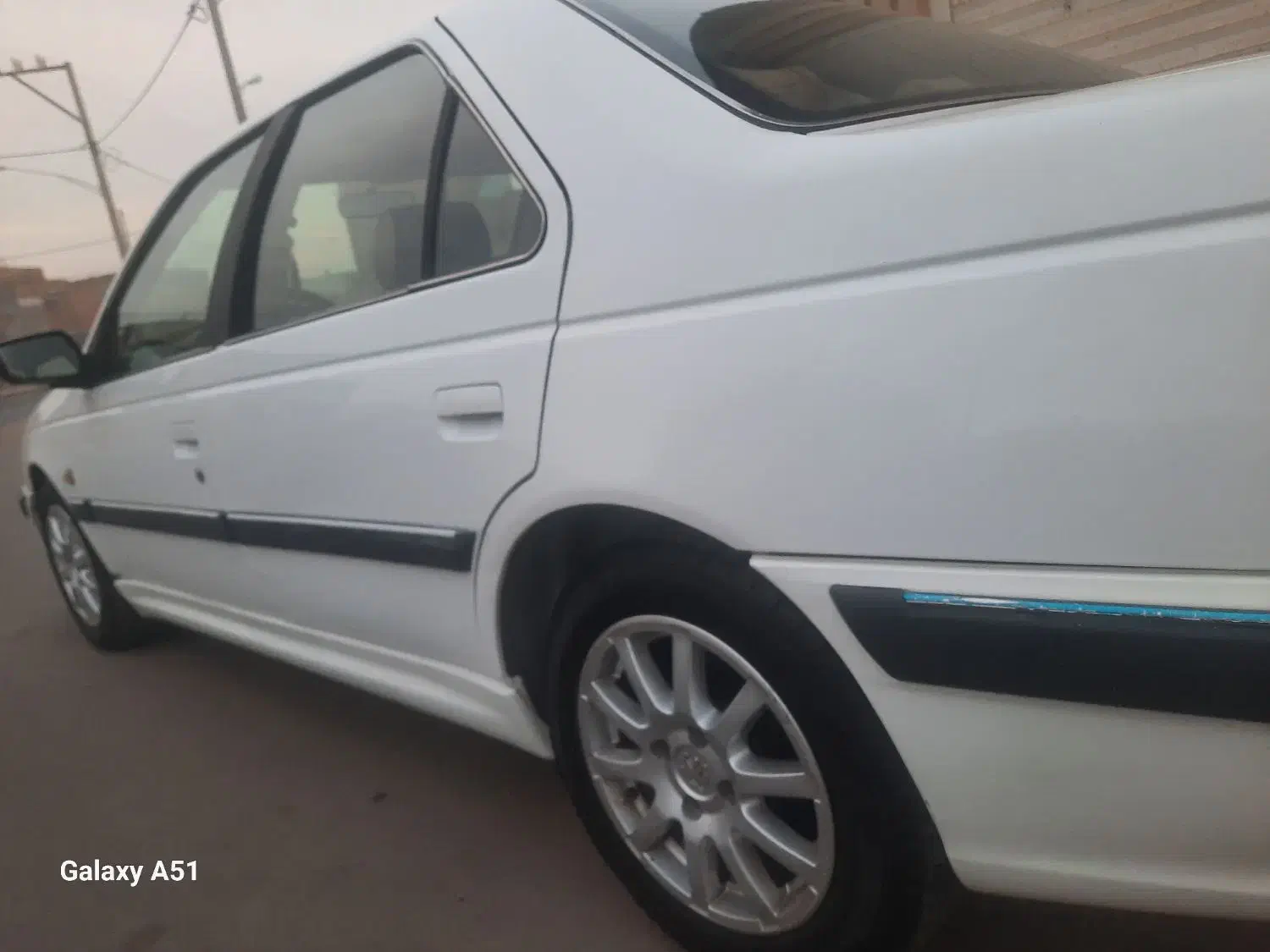 پژو پارس عروسک.بی رنگ.|خودرو سواری و وانت|کاشان, شهید زجاجی|دیوار