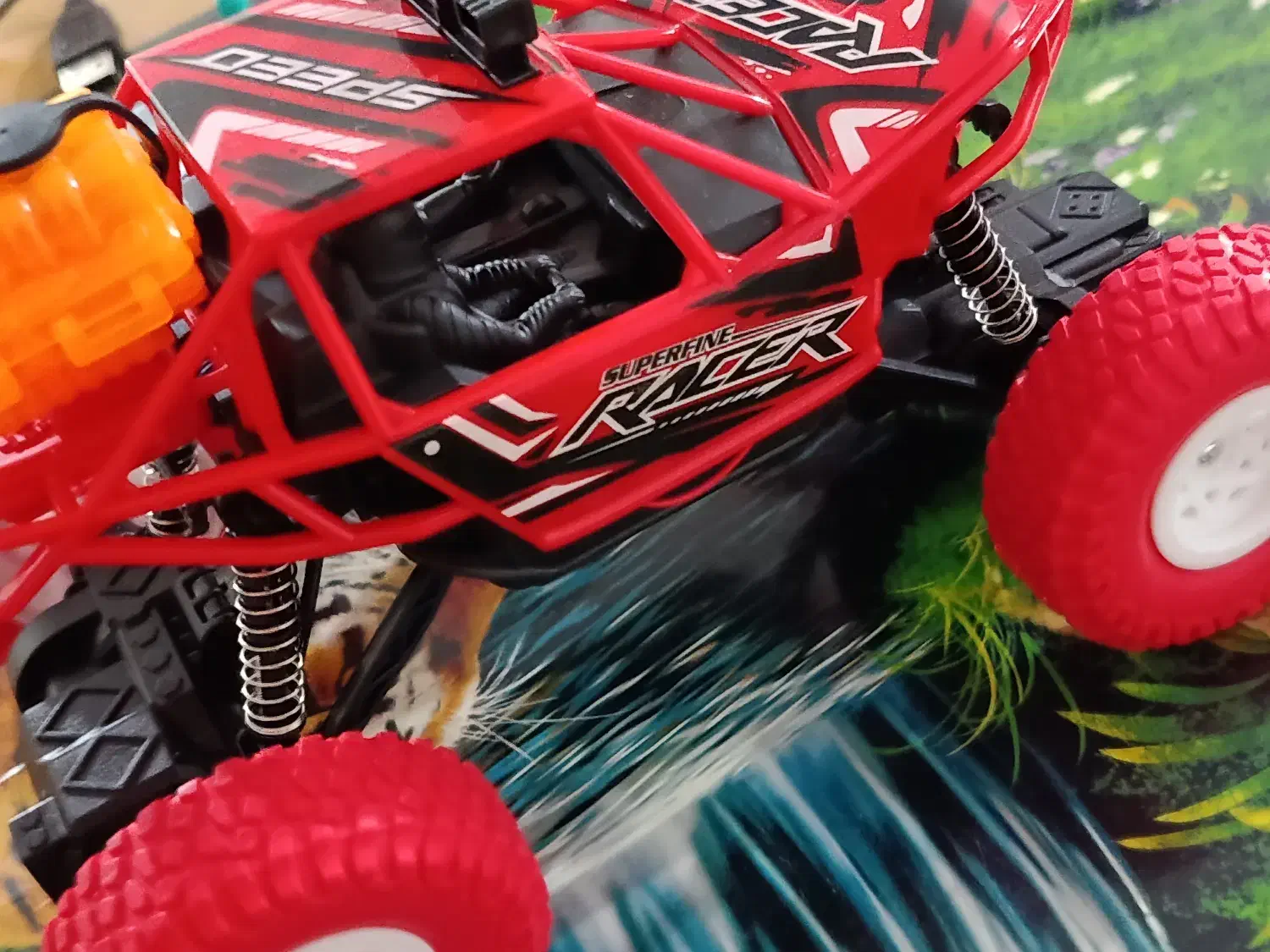 ماشین کنترلی|اسباب‌‌بازی|دورود, |دیوار