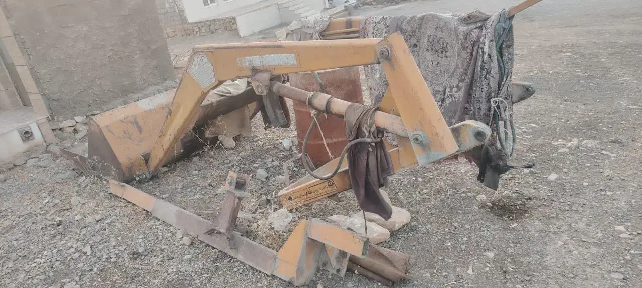 بیل جلو تراکتور سه جک|ماشینآلات صنعتی|حمیل, |دیوار