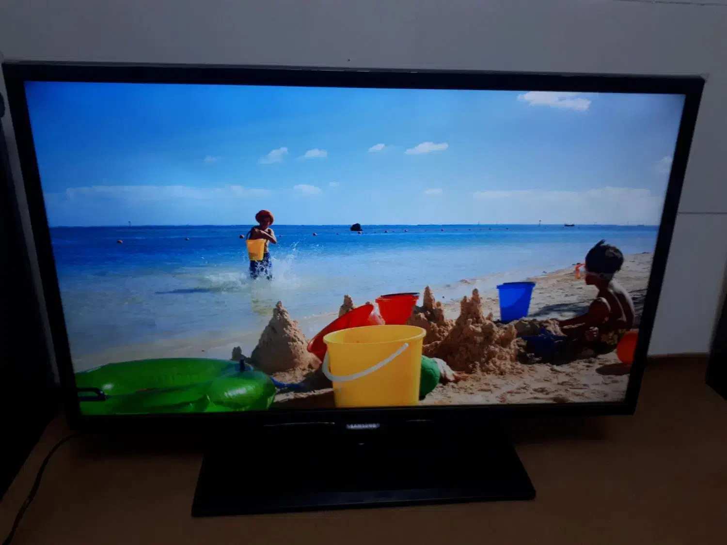 تلوزیون  LED سامسونگ 32 اینچ اسمارت|تلویزیون و پروژکتور|رشت, شالکو|دیوار