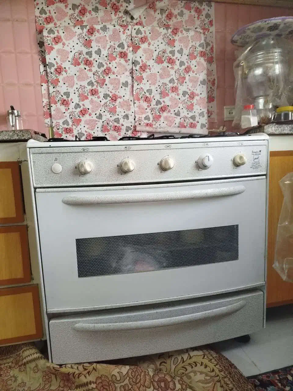 کابینت درجه یک و اجاق گاز|مصالح و تجهیزات ساختمان|الشتر, |دیوار