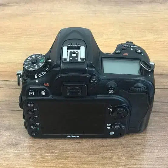 دوربین nikon d7200|دوربین عکاسی و فیلمبرداری|رامسر, |دیوار