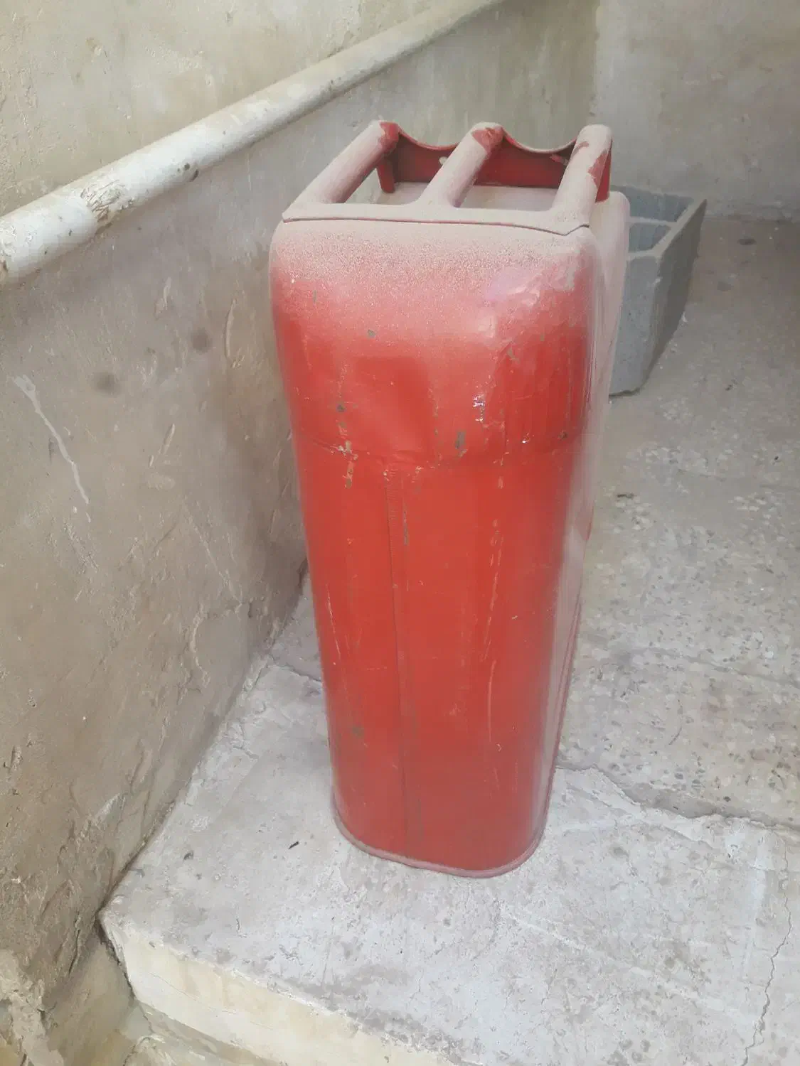 دبه آب|ظروف نگهدارنده، پلاستیکی، یک‌بارمصرف|بهبهان, |دیوار