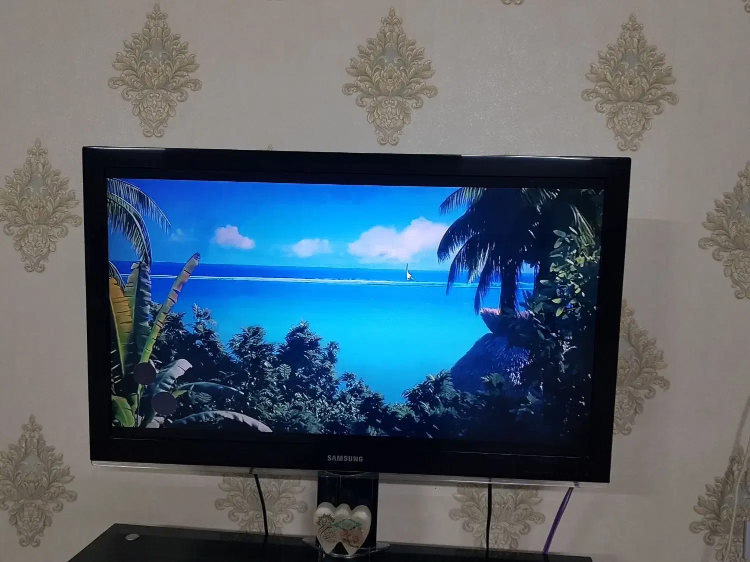 ال سی دی سامسونگ ۴۰ اینچ|تلویزیون و پروژکتور|مشهد, انقلاب|دیوار