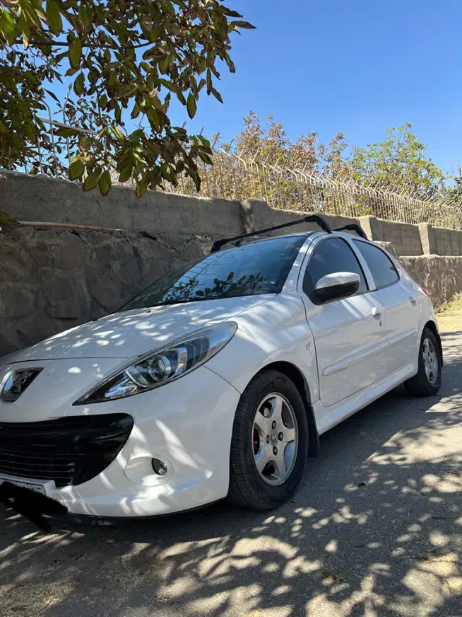 ۲۰۷ مدل ۹۷ دنده بی رنگ|خودرو سواری و وانت|رودهن, |دیوار