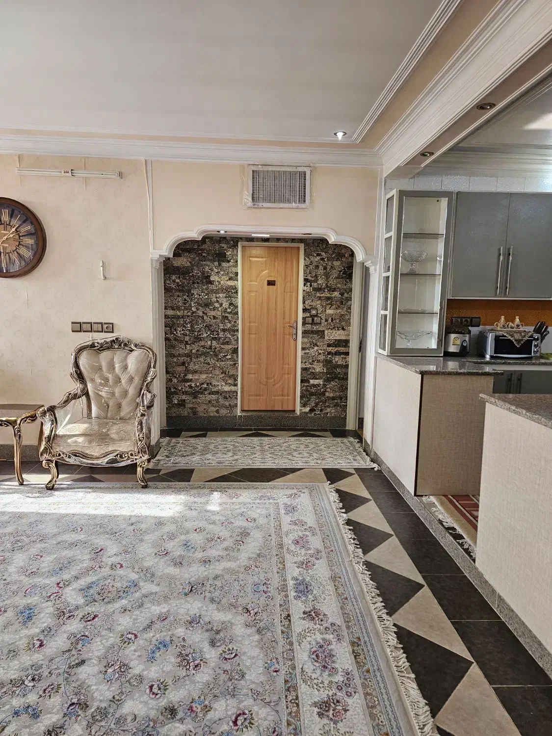 فروش واحدآپارتمان شهرک اندیشه فاز ۵ نبش خیابان|فروش آپارتمان|بروجرد, |دیوار