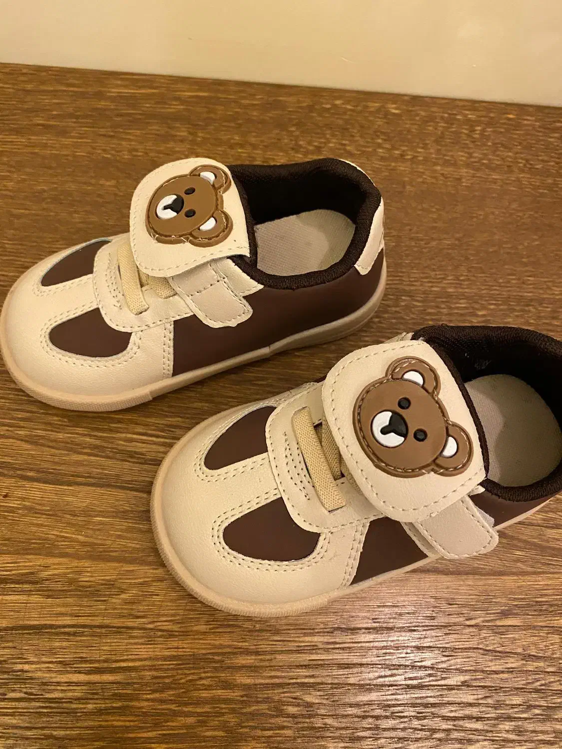 کفش بچگانه سایز ۲۵|کفش و لباس بچه|کرج, کوی امامیه|دیوار