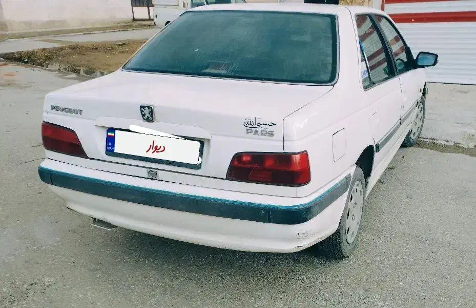 پژو پارس سفید|خودرو سواری و وانت|بروجرد, |دیوار