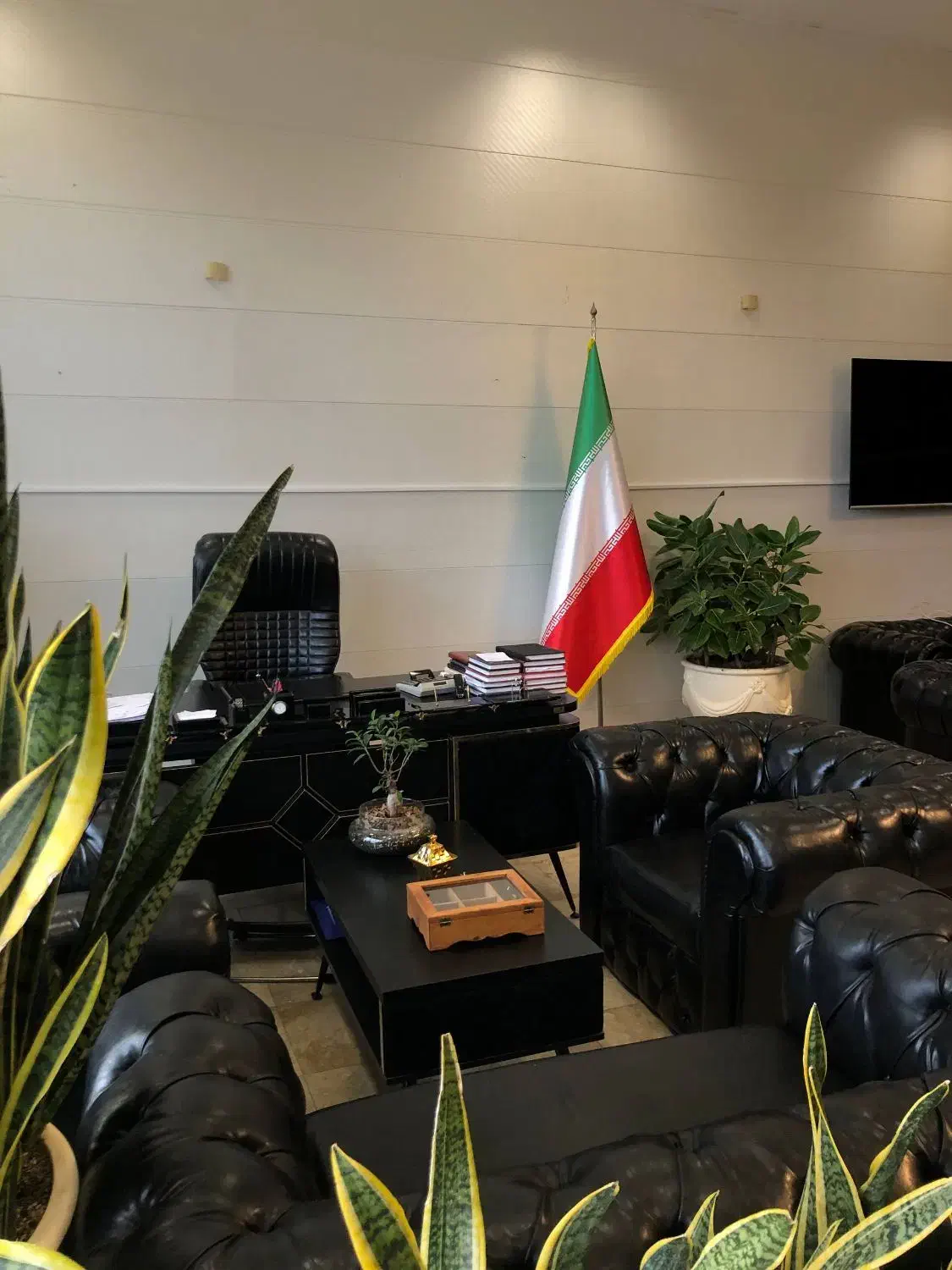 استخدام مشاور املاک ( مبتدی تا حرفهای)|استخدام بازاریابی و فروش|محمودآباد, |دیوار