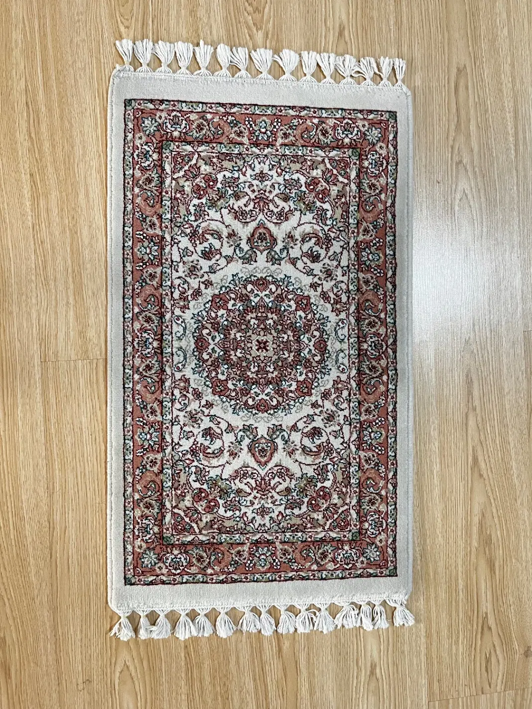 پادری|پادری|اسلام‌شهر, زرافشان|دیوار