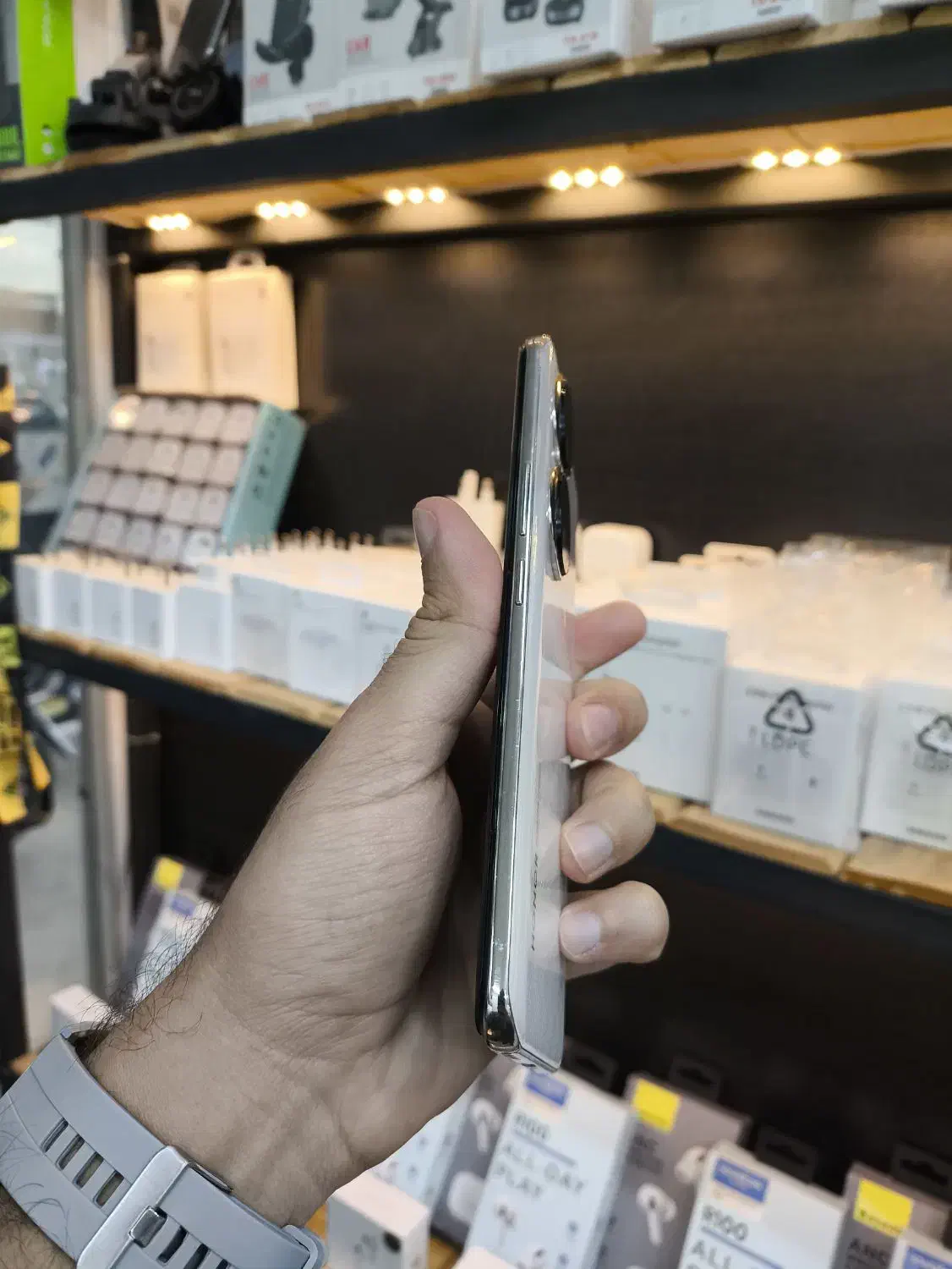 HONOR 90 256GB RAM 8|موبایل|نیشابور, محله میدان باغات|دیوار