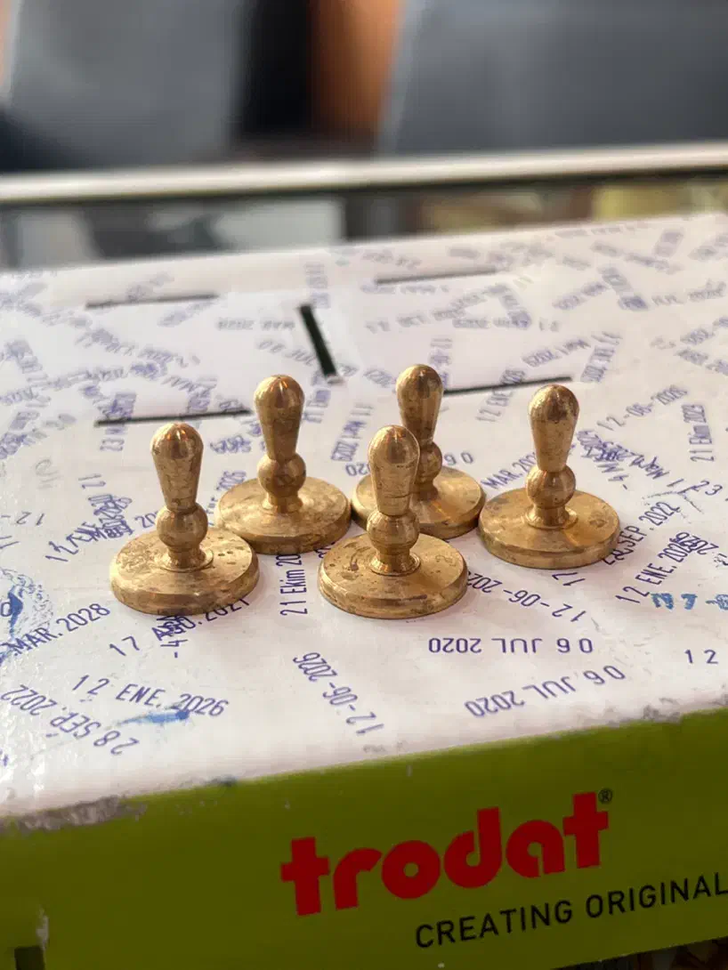 مهرسازی/ مهر سریع / مهرلیزری/ برنجی/ارسال|لوازم التحریر|اصفهان, جلالیه|دیوار