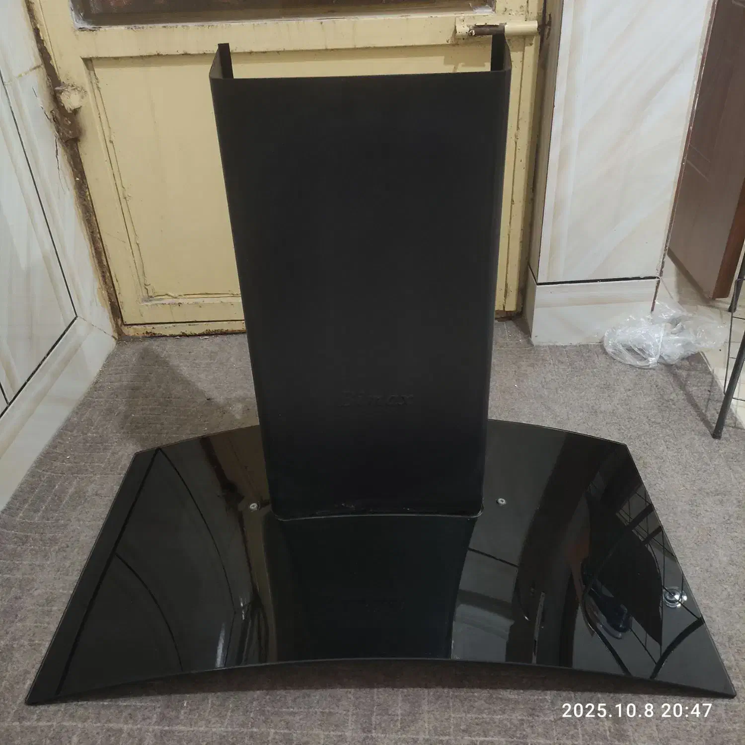 هود بیمکث سالم|هود|بندر دیر, |دیوار