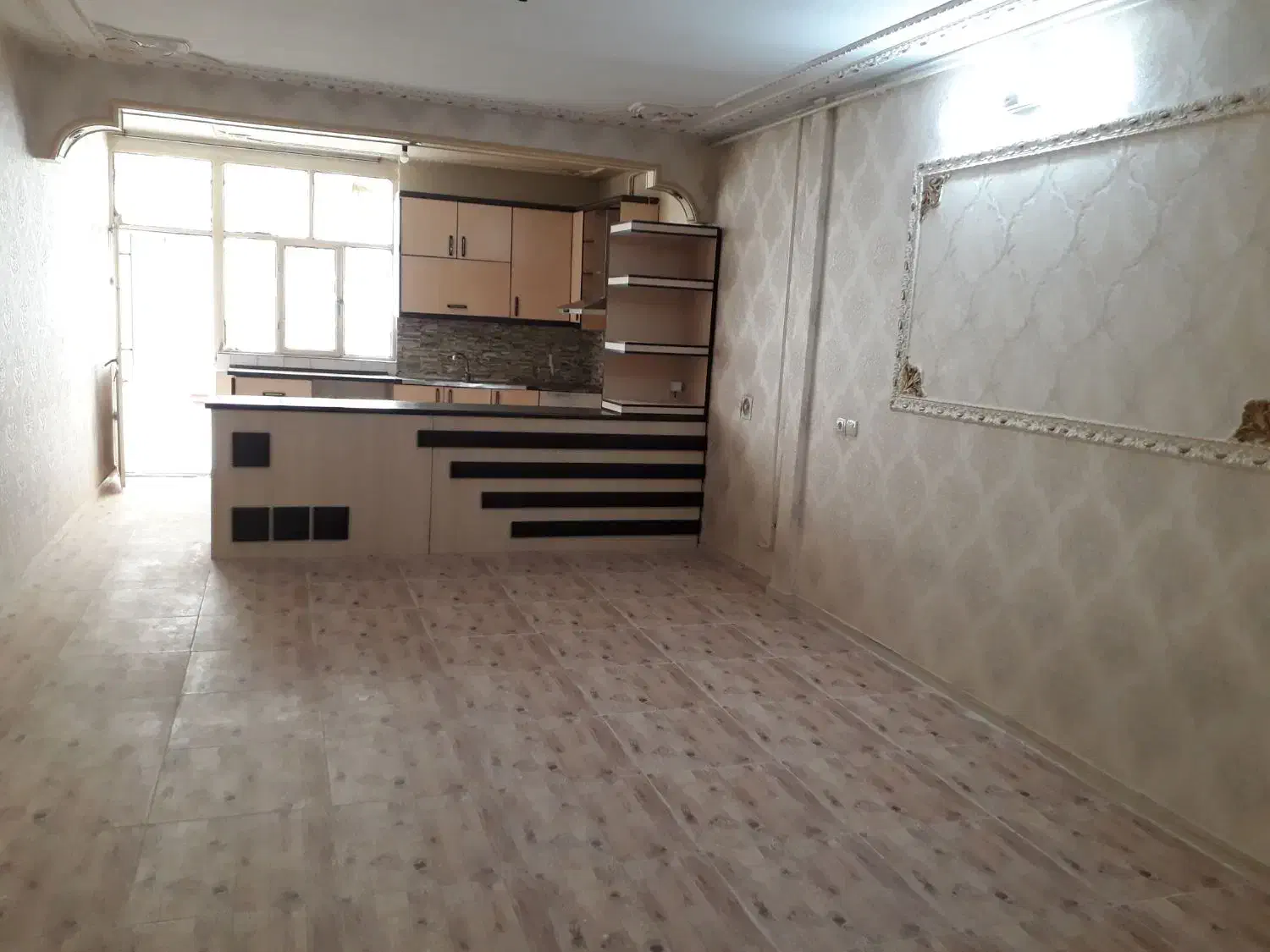 فروش فوری ( آپارتمان 85 متر ) رجایی (خاتون آباد)|فروش آپارتمان|پاکدشت, خاتون آباد|دیوار