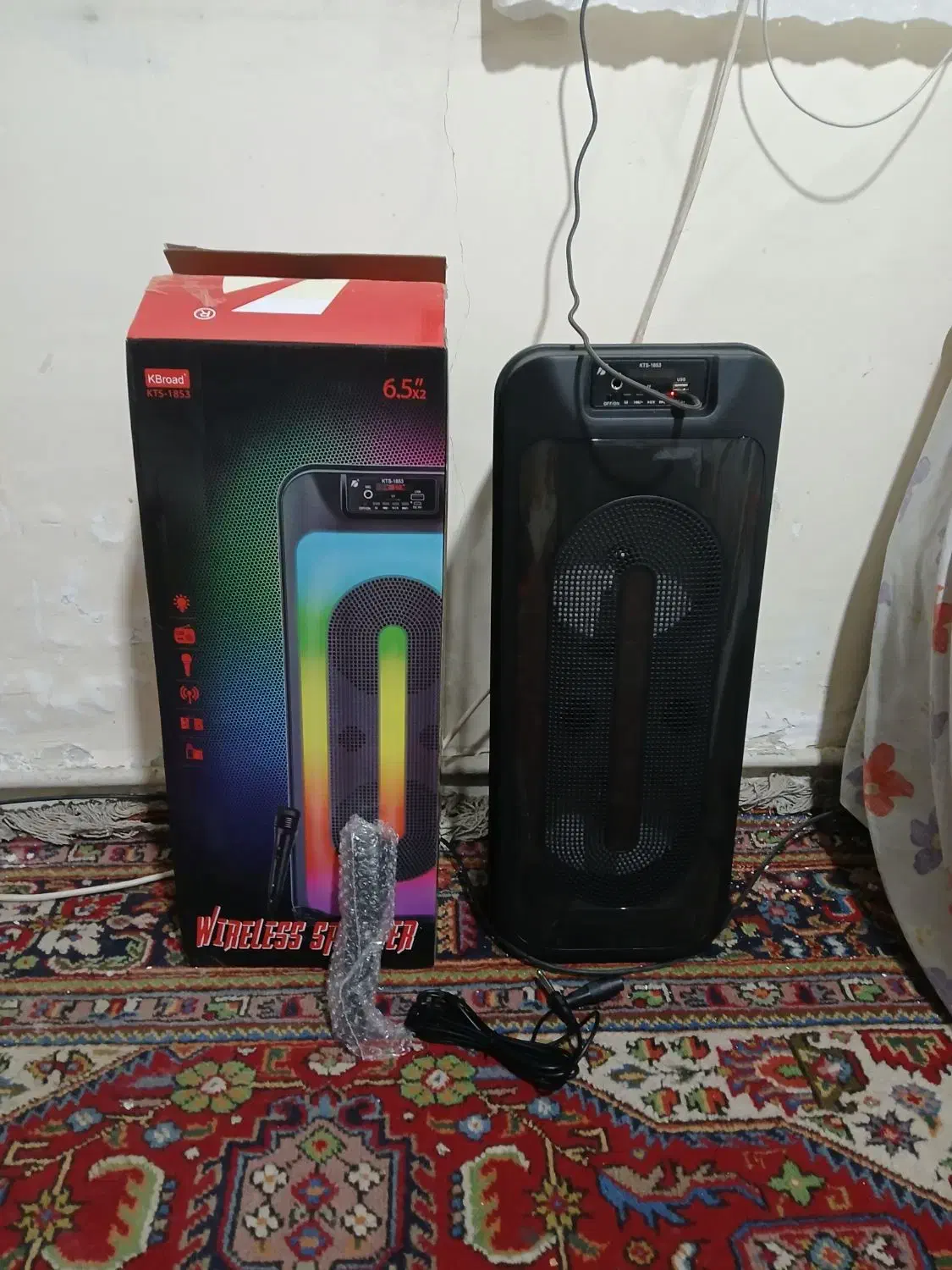 اسپیکر|سیستم صوتی خانگی|شیراز, پانصد دستگاه ارتش|دیوار