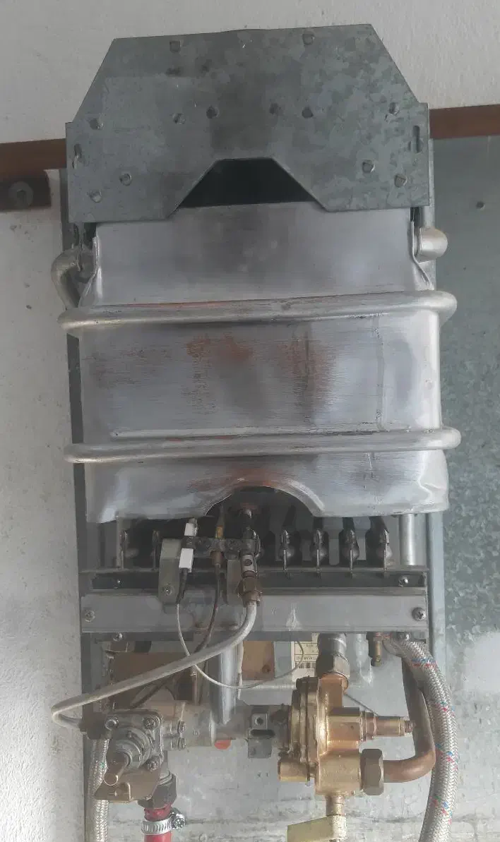 آبگرمکن بوتان کوچک در حد صفر|آبگرمکن، پکیج، شوفاژ|ایلام, |دیوار