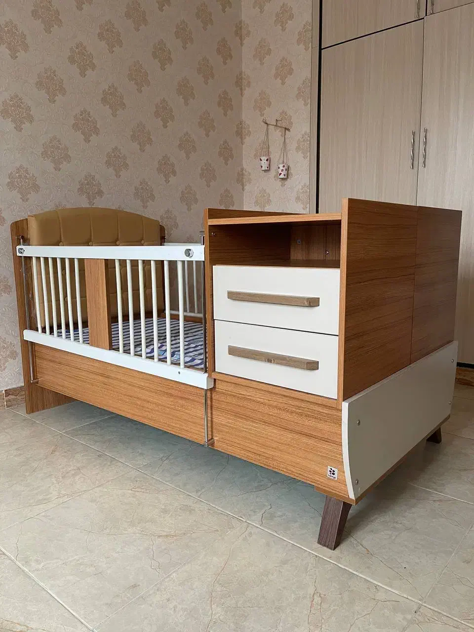 تخت دو منظوره کودک|تخت و صندلی بچه|بوکان, |دیوار