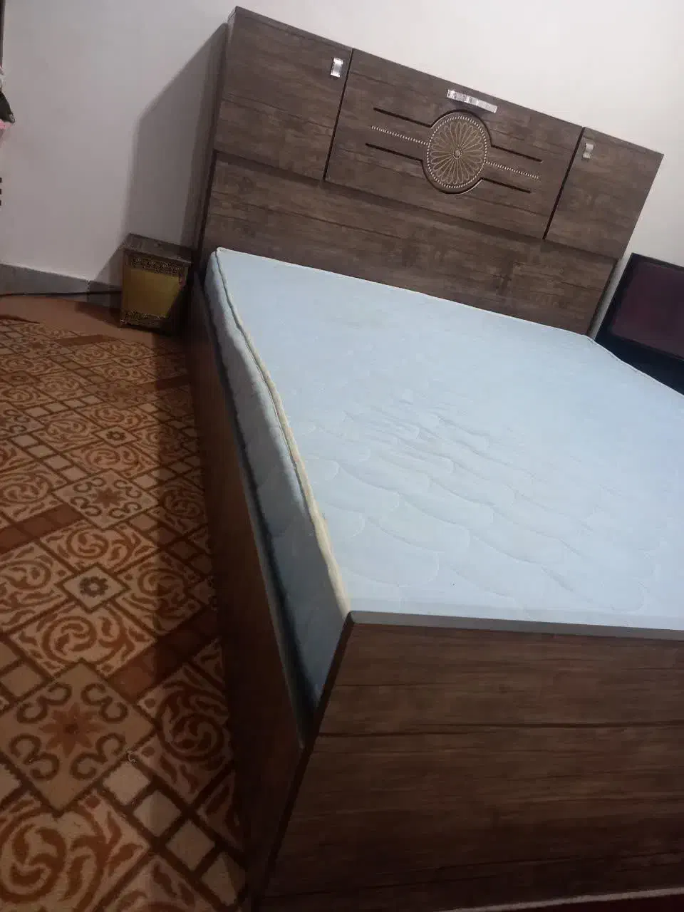 تخت دو نفره|تخت و سرویس خواب|درگزین, |دیوار