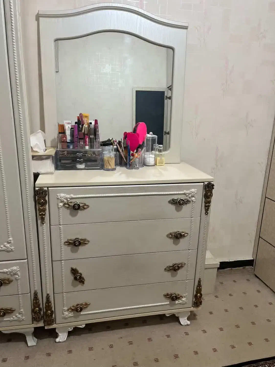 سرویس تخت کمد|تخت و سرویس خواب|لالجین, |دیوار