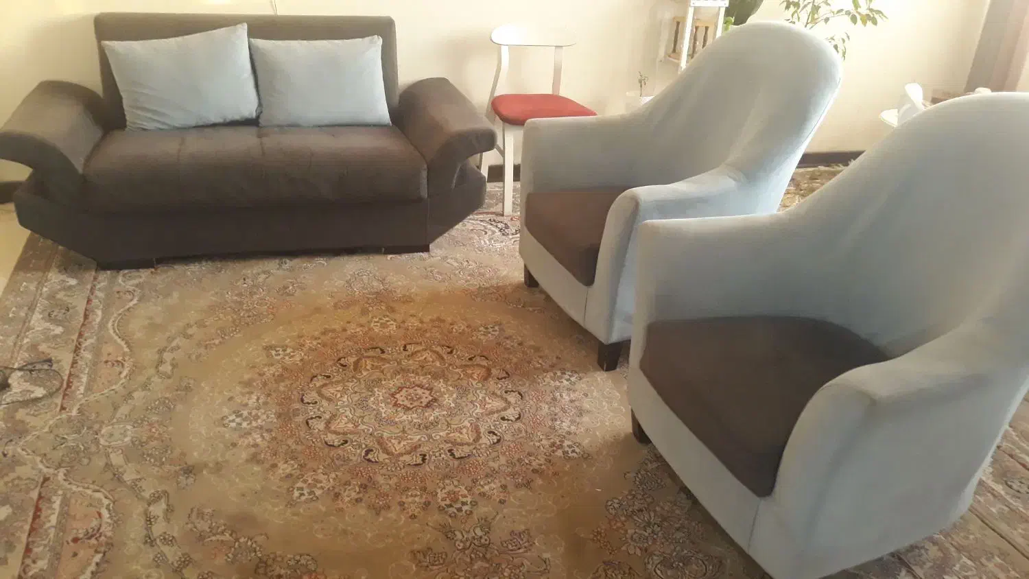 مبل راحتی نیم ست مینیمال 5 تومن|مبلمان خانگی و میز عسلی|پاکدشت, پاکدشت (مامازند)|دیوار