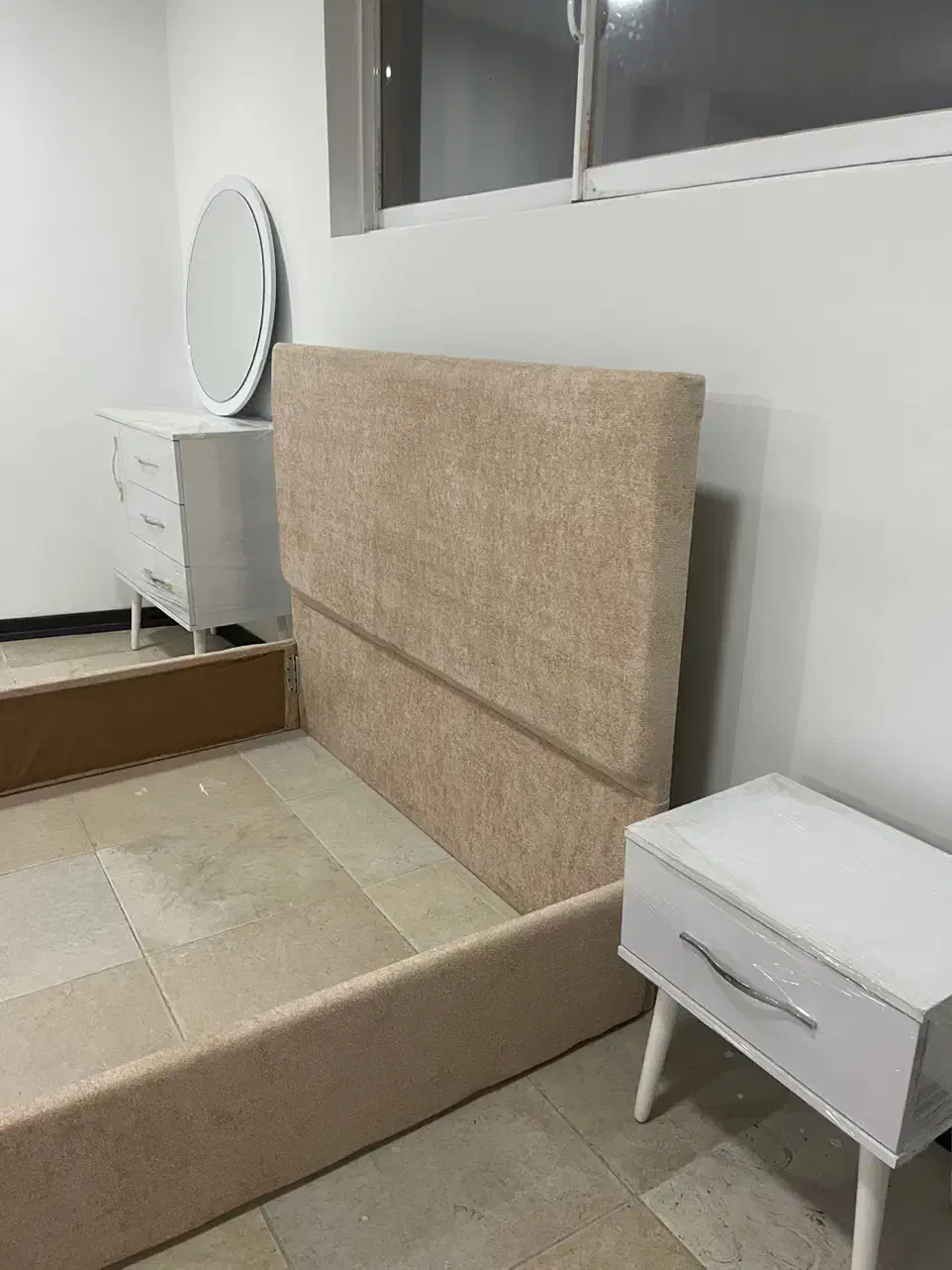 سرویس خواب|تخت و سرویس خواب|بابل, |دیوار