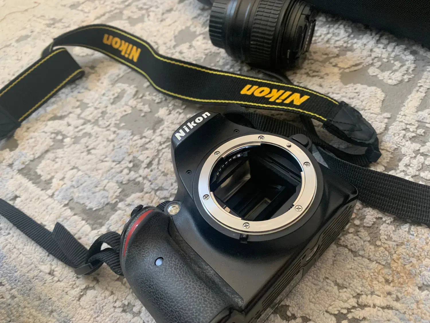 دوربین عکاسی حرفه ای به همراه لوازم جانبی|دوربین عکاسی و فیلم‌برداری|اصفهان, وحید|دیوار