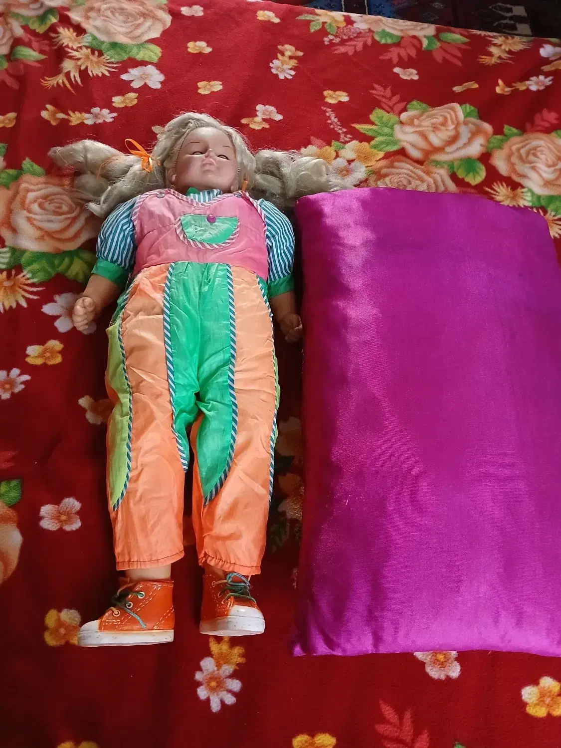 عروسک|اسباب‌بازی بچه|کرمانشاه, |دیوار