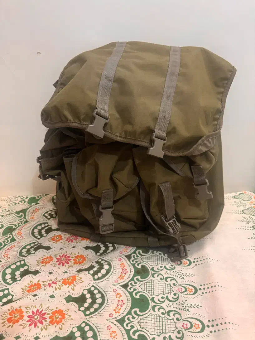 کوله پشتی ضد آب تمام برزنتی|کیف، کفش، کمربند|اصفهان, عسگریه|دیوار