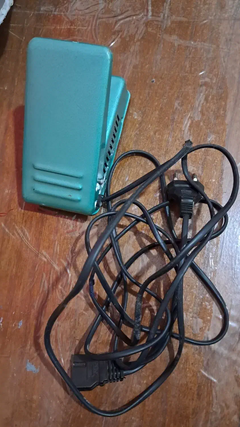 پدال سردوز  سبز پروانه و پایه شکوفه زنی|لوازم خیاطی و بافتنی|گنبد کاووس, |دیوار