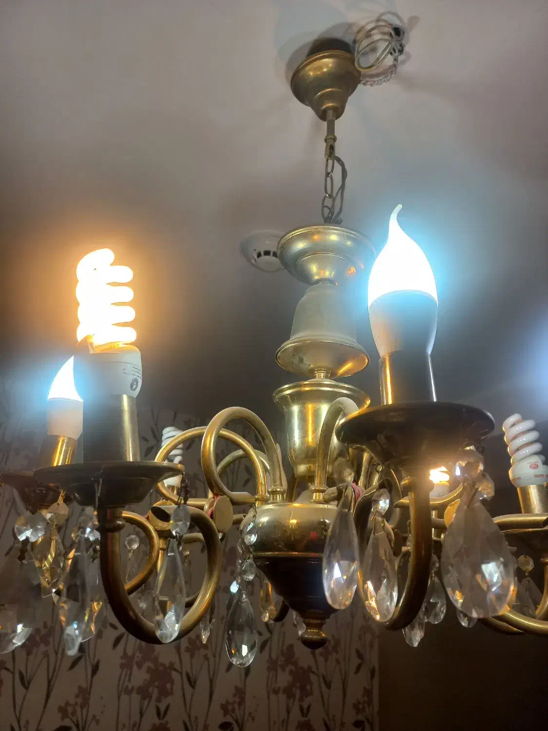 لوستر|لوستر و چراغ آویز|همدان, |دیوار