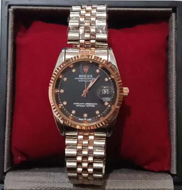 ساعت رولکس|ساعت|کاشان, باهنر|دیوار