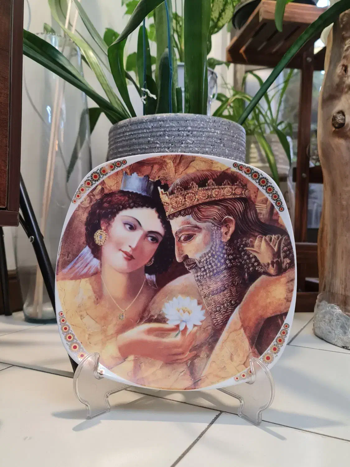 بشقاب دیوارکوب تزئینی|کلکسیون اشیاء عتیقه|تهران, اکباتان|دیوار