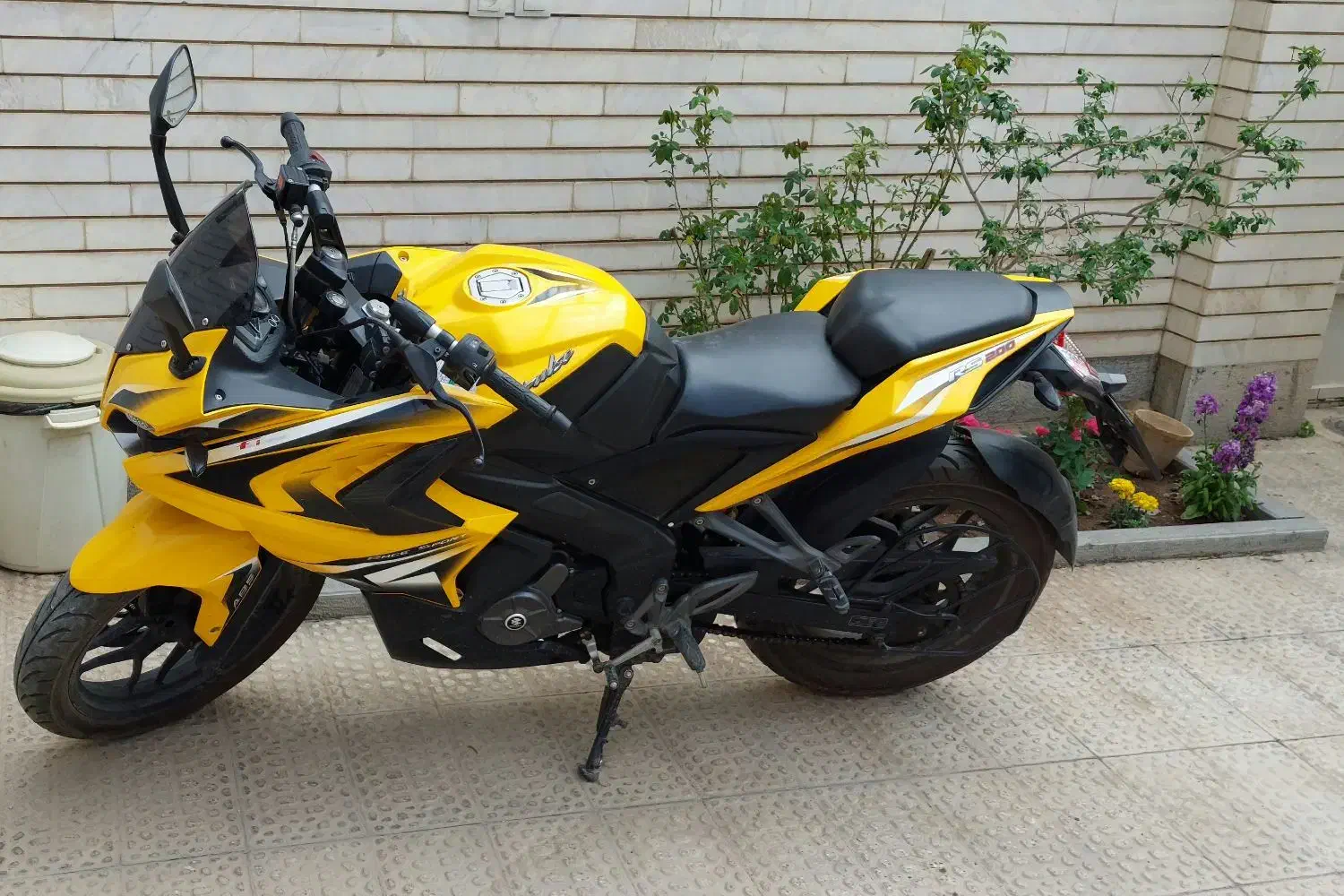 موتور پالس rs200 مدل 1400 بنلی ان اس کی تی ام|موتورسیکلت|تهران, بهارستان|دیوار