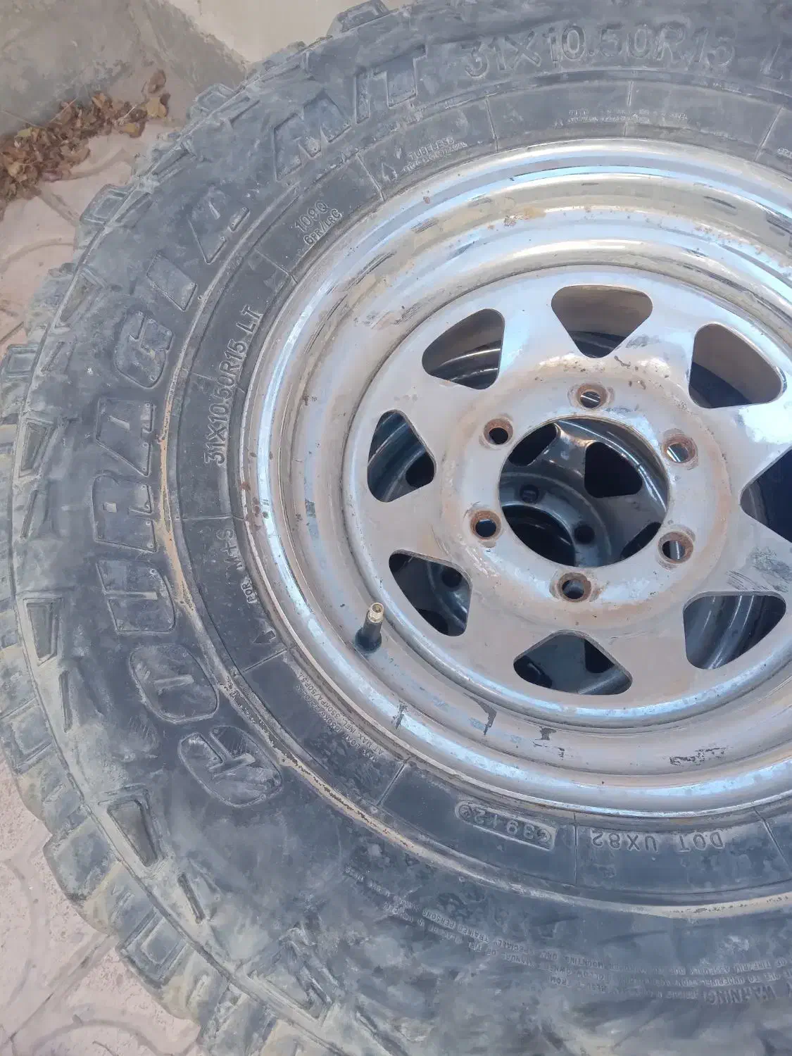 رینگ و لاستیک پاترول|قطعات یدکی و لوازم جانبی|اهر, |دیوار