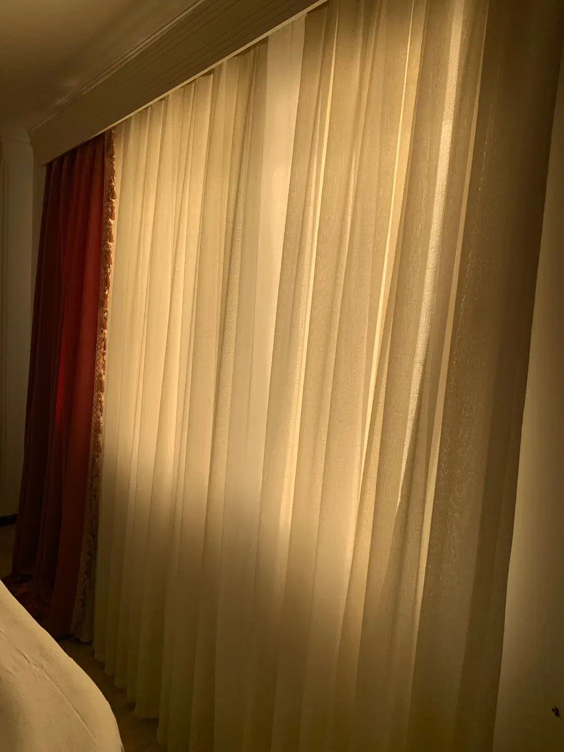 تعدادی لوازم منزل|فرش|ساری, |دیوار