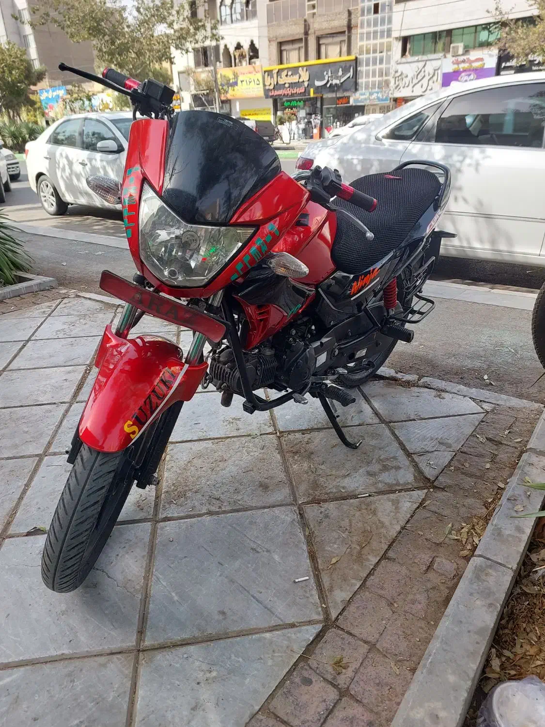 هیرو هندا آپاچی تریل روان  معاوظه|موتورسیکلت|مشهد, آزادشهر|دیوار