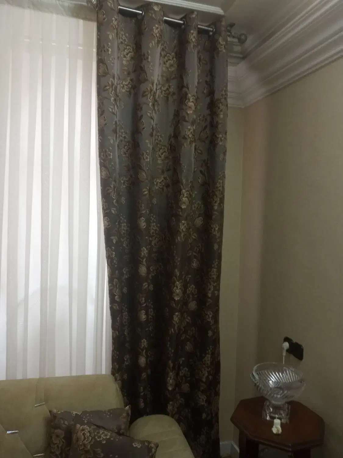 دوعدد دستک پرده با بارچه مرغوب با چوب پرده|پرده، رانر، رومیزی|مشهد, رضاشهر|دیوار