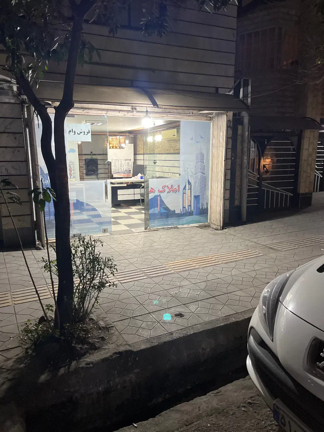 اجاره مغازه ۳۲ متری خیابان جویبار|اجارهٔ مغازه و غرفه|قائم‌شهر, |دیوار