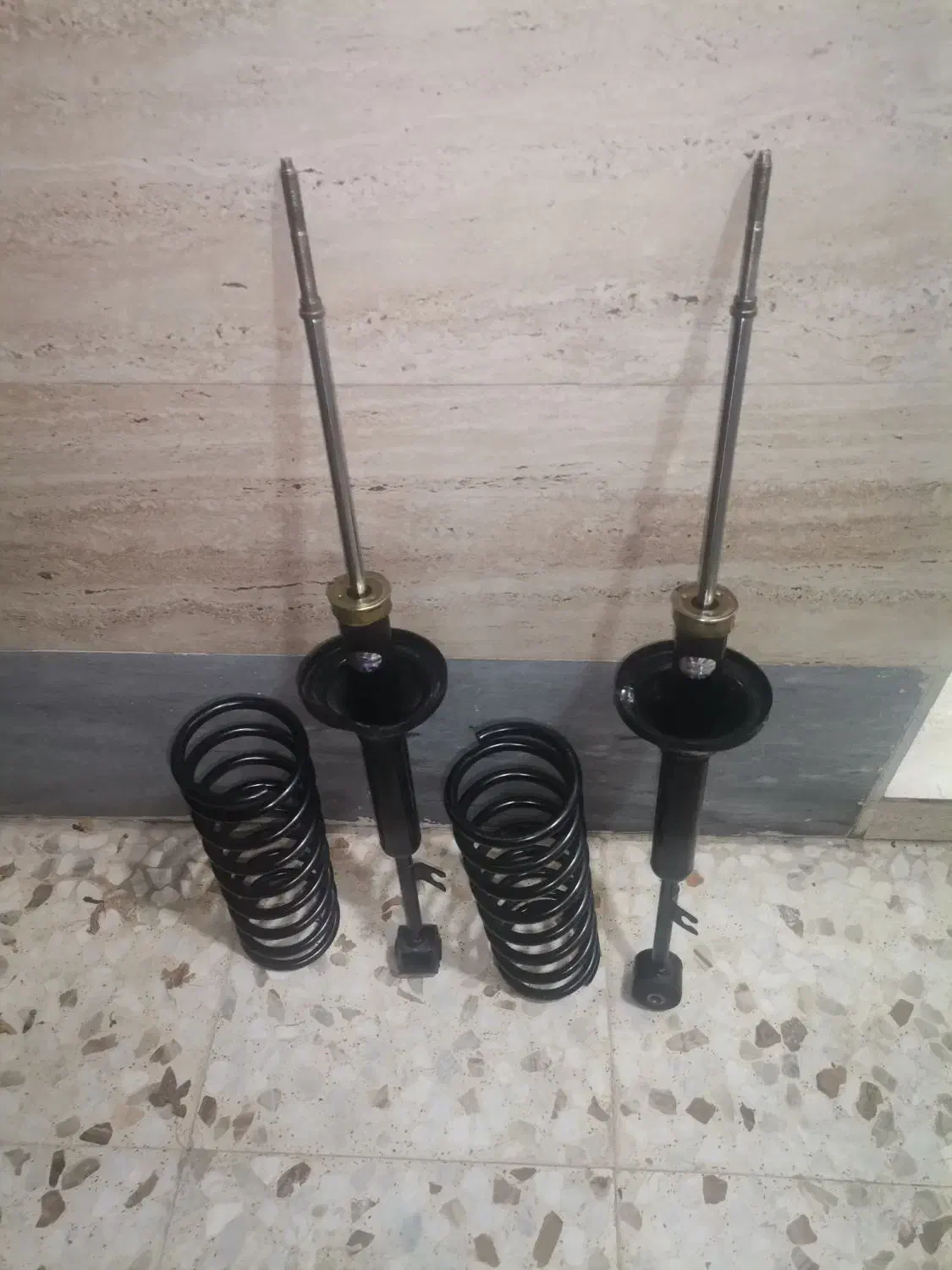 کمک و فنر KDS عقب تیبا ساینا کوئیک|قطعات یدکی و لوازم جانبی|اهواز, شهرک دانشگاه|دیوار