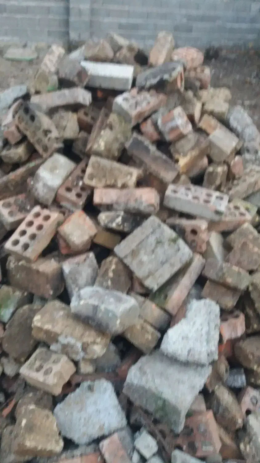 فروش اجرفشاری وبهمنی حدودا 7تن|مصالح و تجهیزات ساختمان|رشت, گیل|دیوار